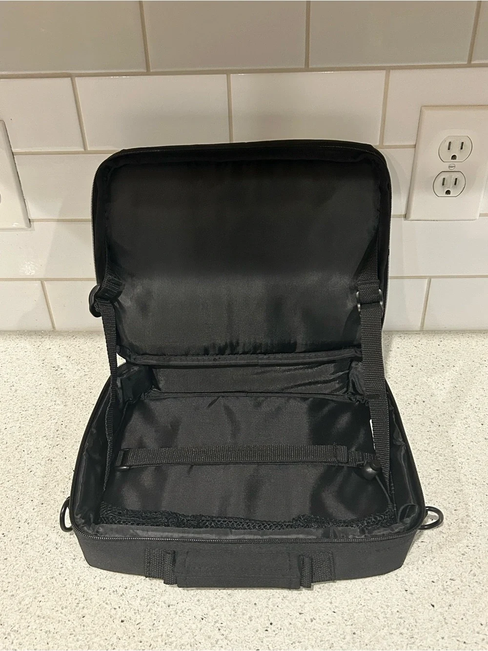 Targus Tablet Travel Silver and Black Case